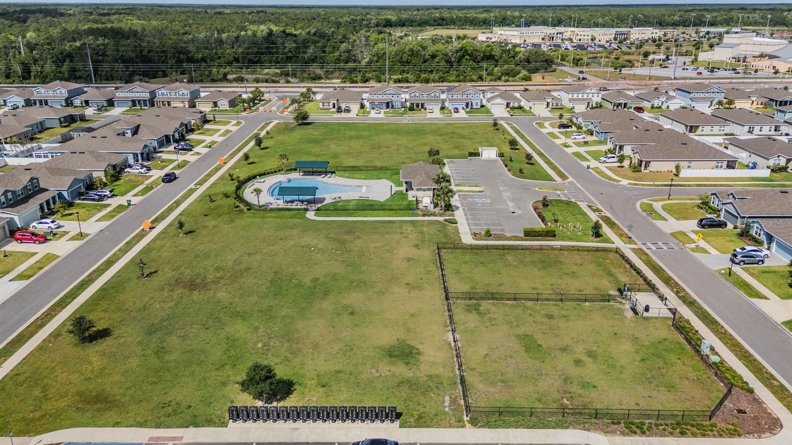 PARK MEADOWS - Residential