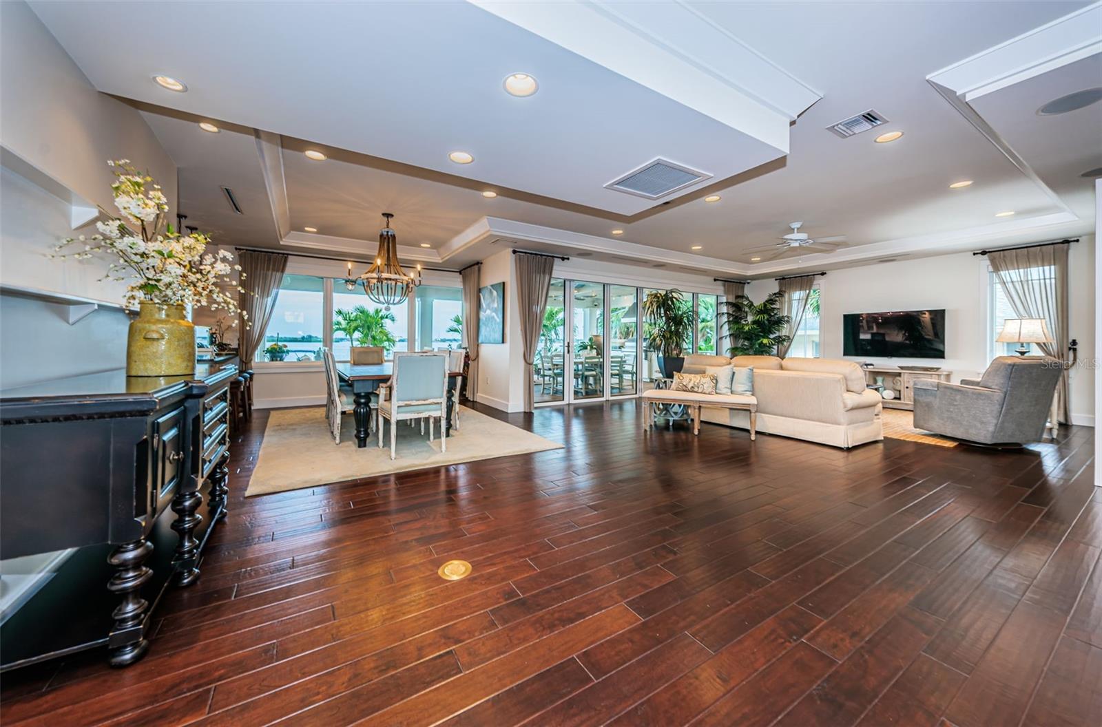 ISLAND ESTATE OF CLEARWATER UNITS 6D 7A 7C - Residential