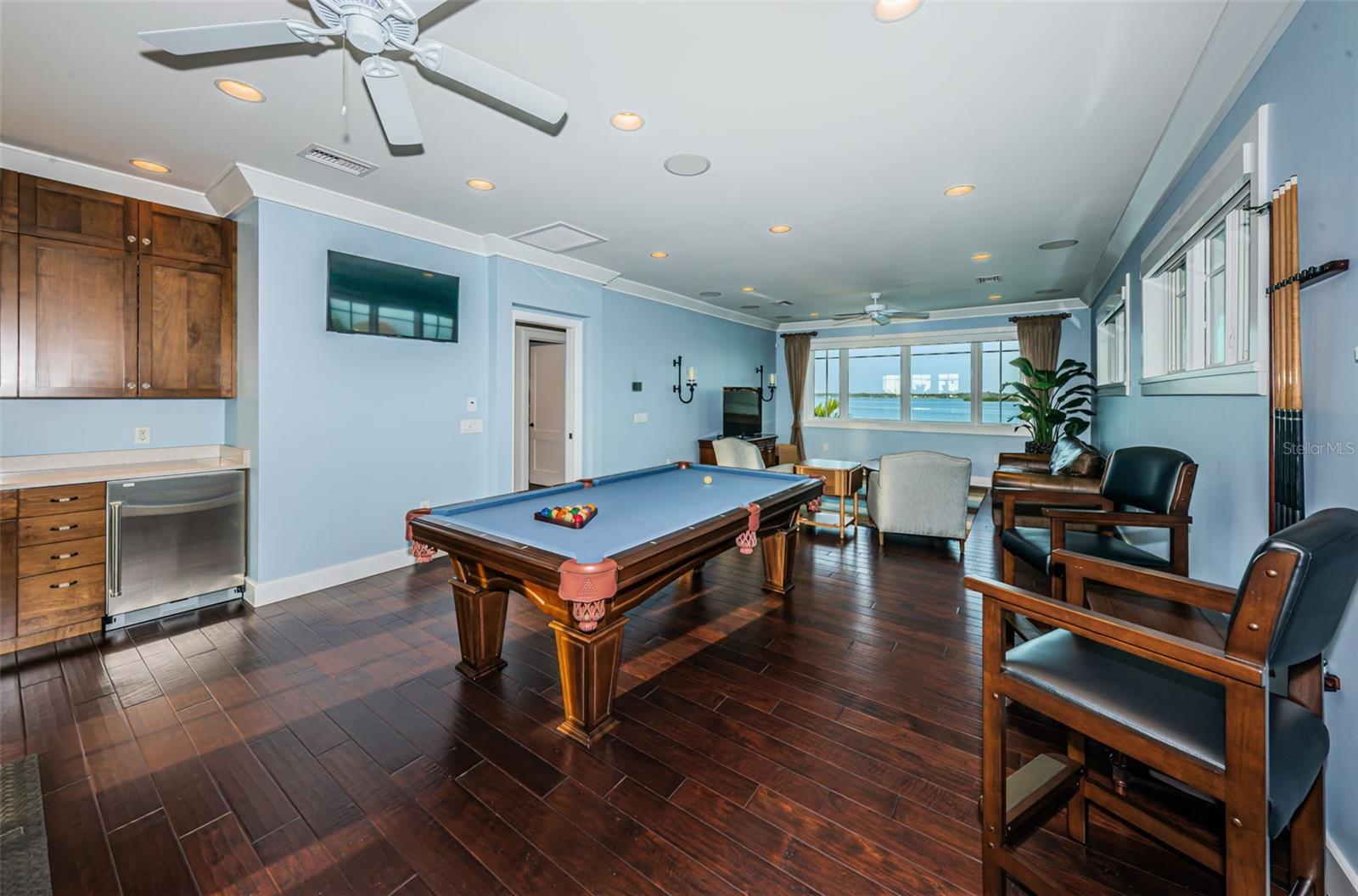 ISLAND ESTATE OF CLEARWATER UNITS 6D 7A 7C - Residential