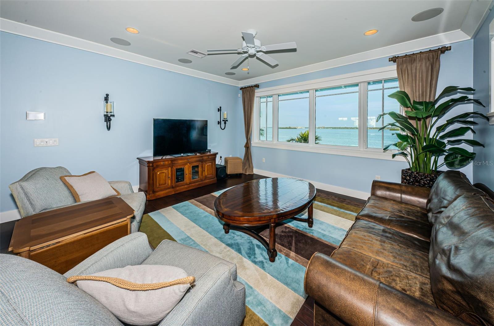 ISLAND ESTATE OF CLEARWATER UNITS 6D 7A 7C - Residential