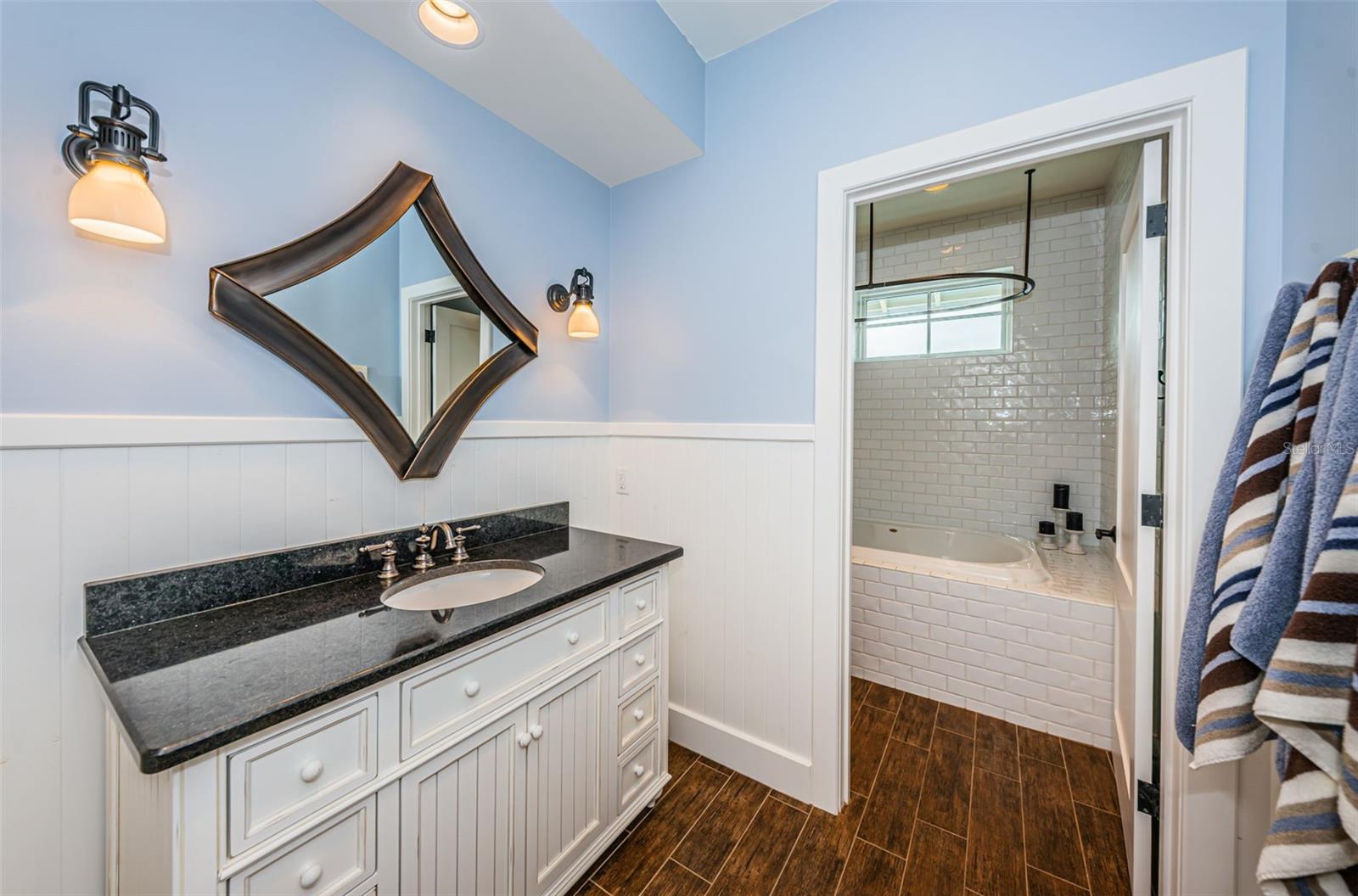 ISLAND ESTATE OF CLEARWATER UNITS 6D 7A 7C - Residential