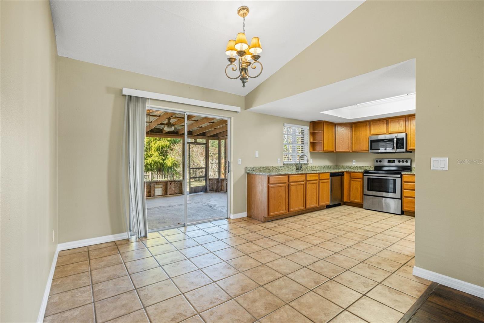 LAKEVIEW VILLAGE SEC K UNI - Residential