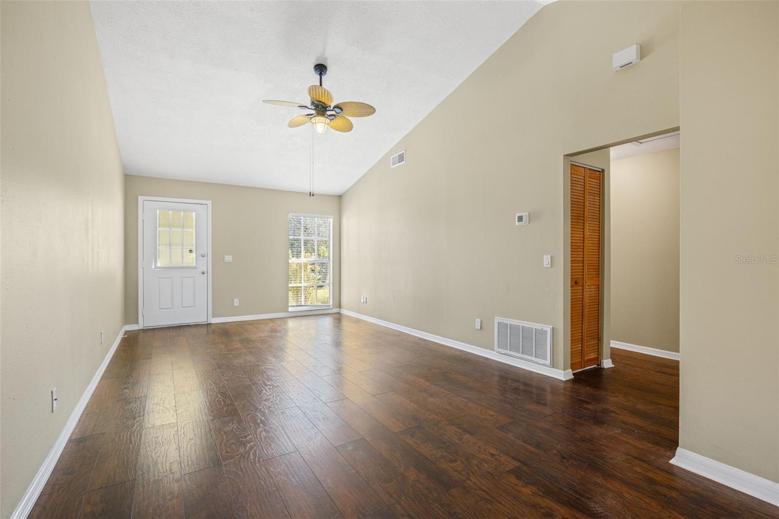 LAKEVIEW VILLAGE SEC K UNI - Residential