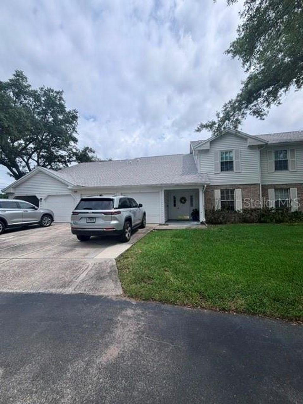 Photo of 5301 White Cliff Lane #1004, Orlando, FL 32812 (MLS # S5151276)