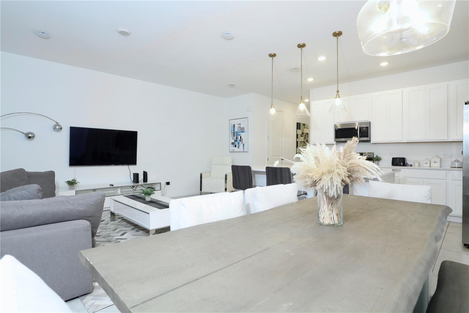 FESTIVAL PH 5 - Residential