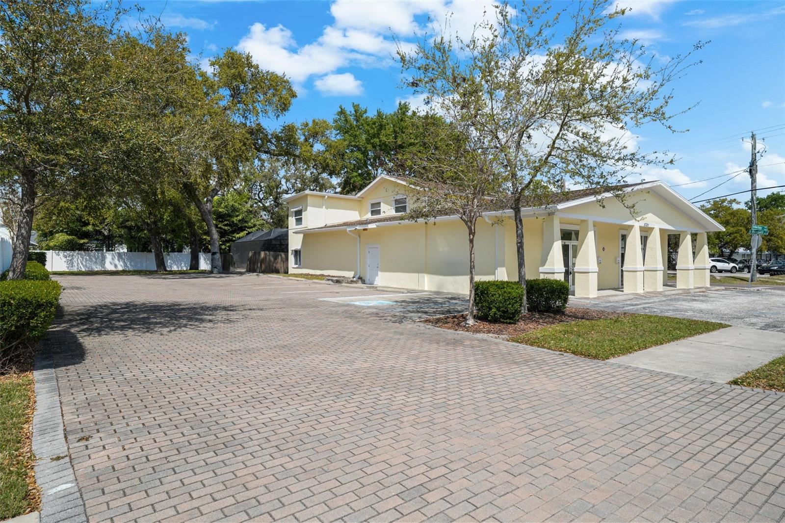 BROBSTON FENDIG & CO HALF WA - Commercial Lease