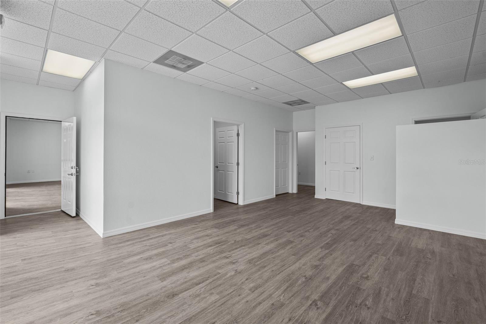 BROBSTON FENDIG & CO HALF WA - Commercial Lease