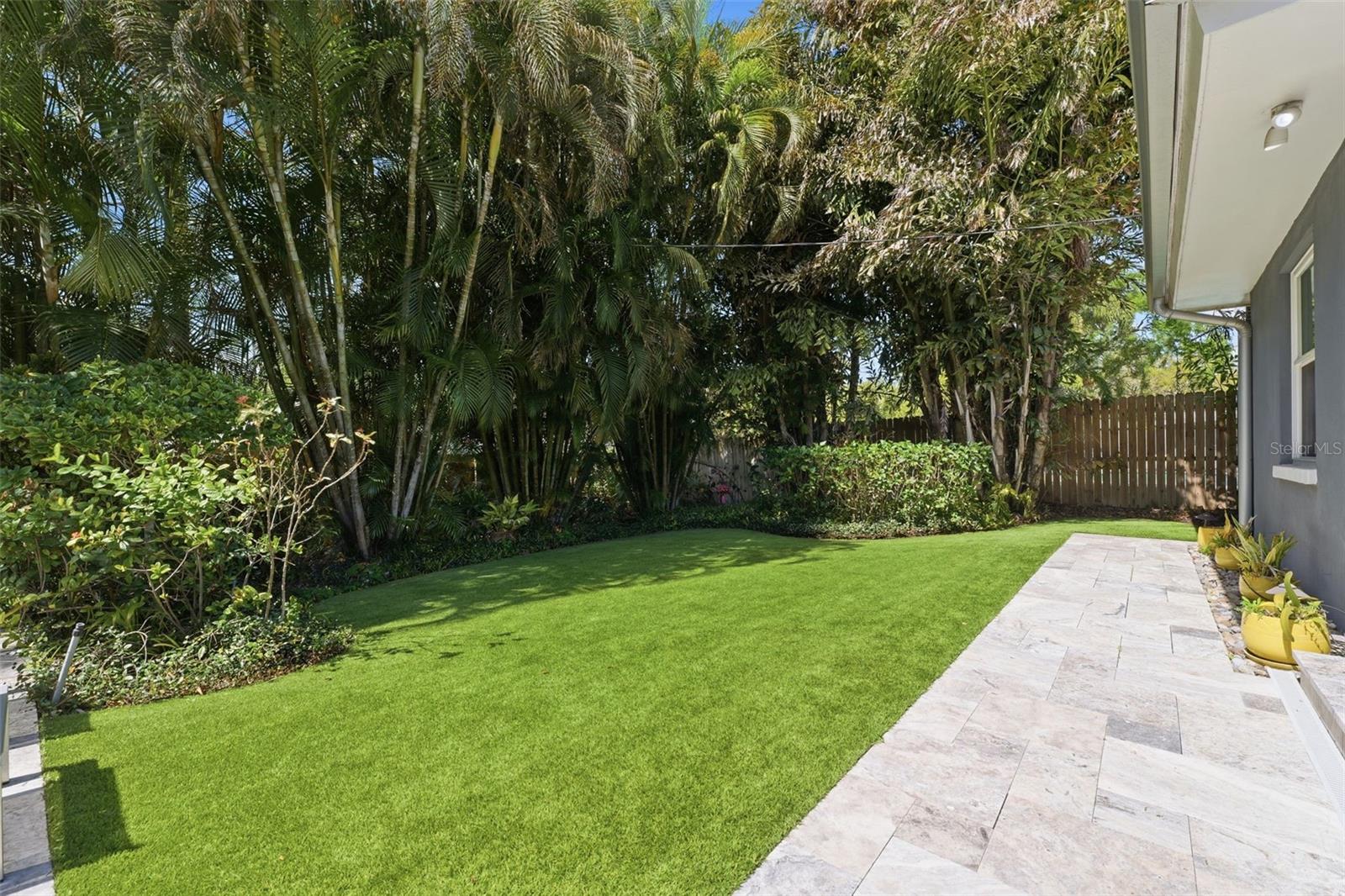 GUY ROY L SUB - Residential