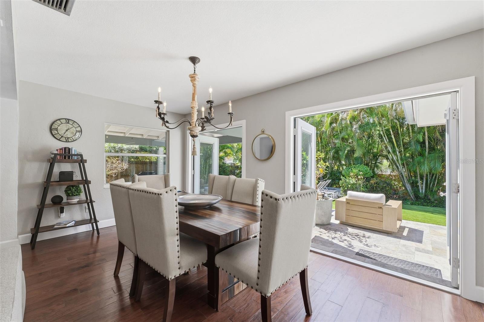 GUY ROY L SUB - Residential