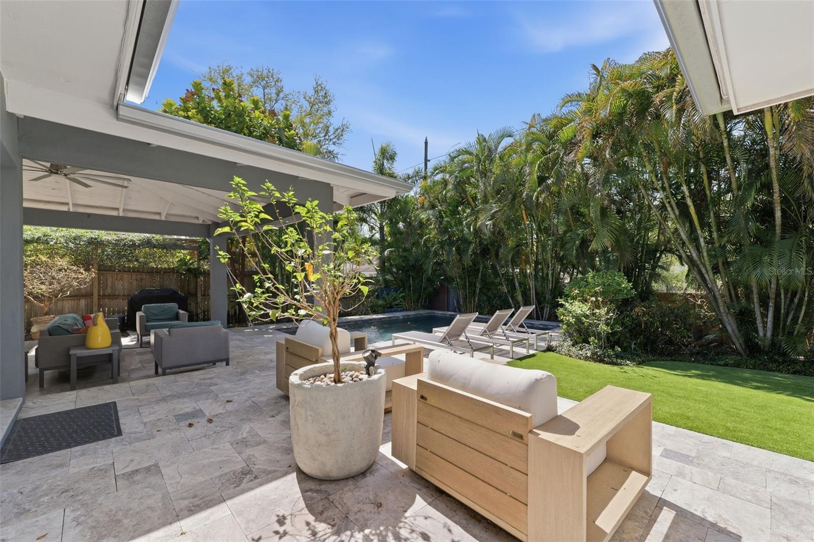 GUY ROY L SUB - Residential