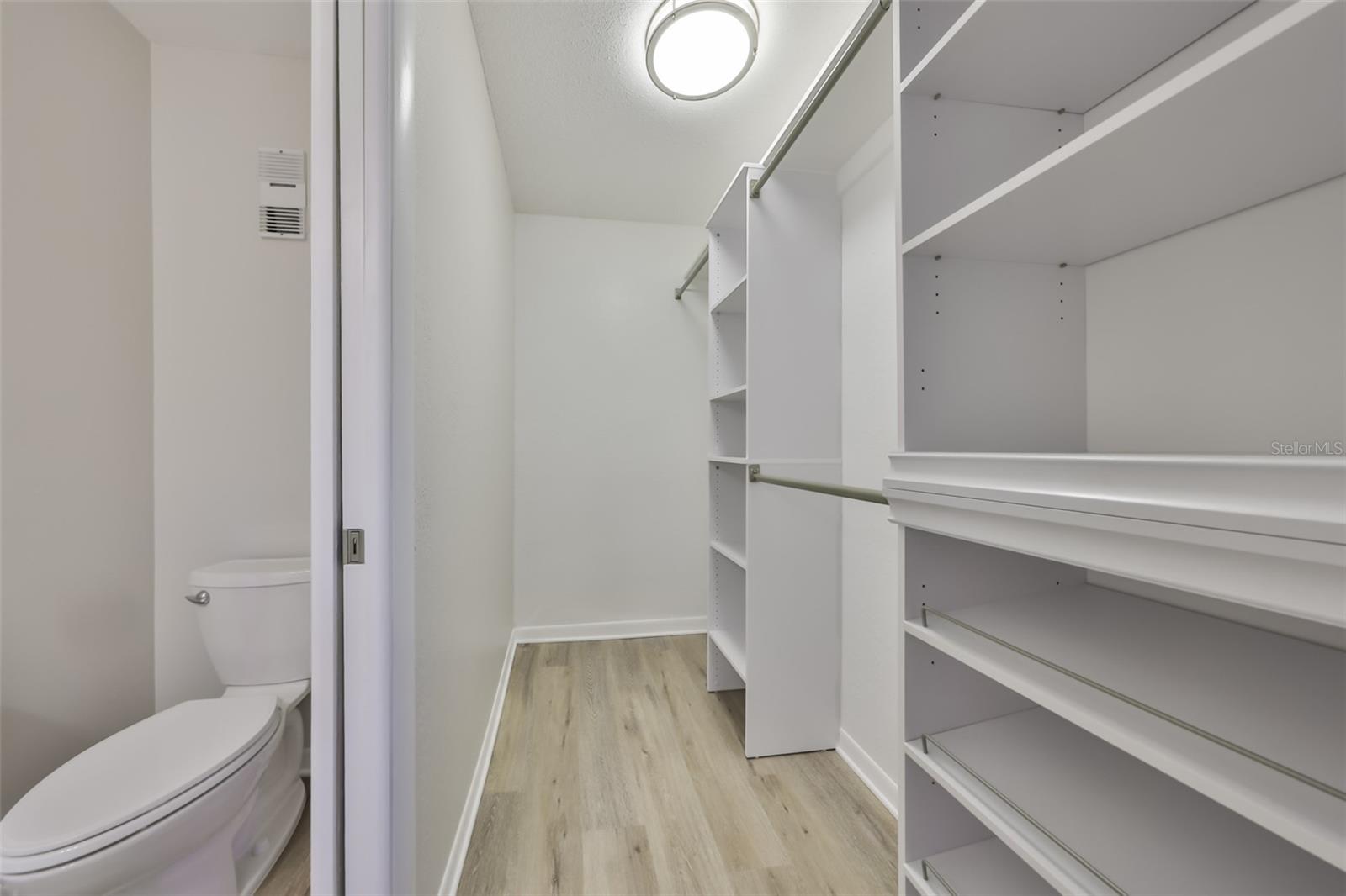 MEADOWOOD CONDO VILLAGE - Residential