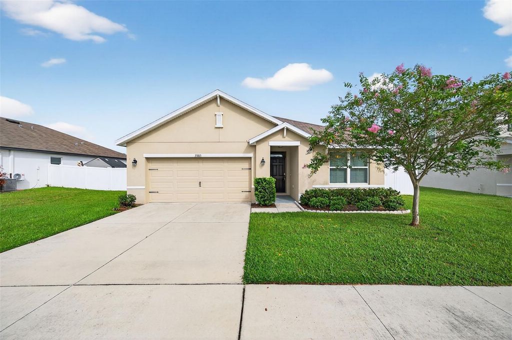 Photo of 35803 Hillbrook Avenue, Zephyrhills, FL 33541 (MLS # TB8422564)