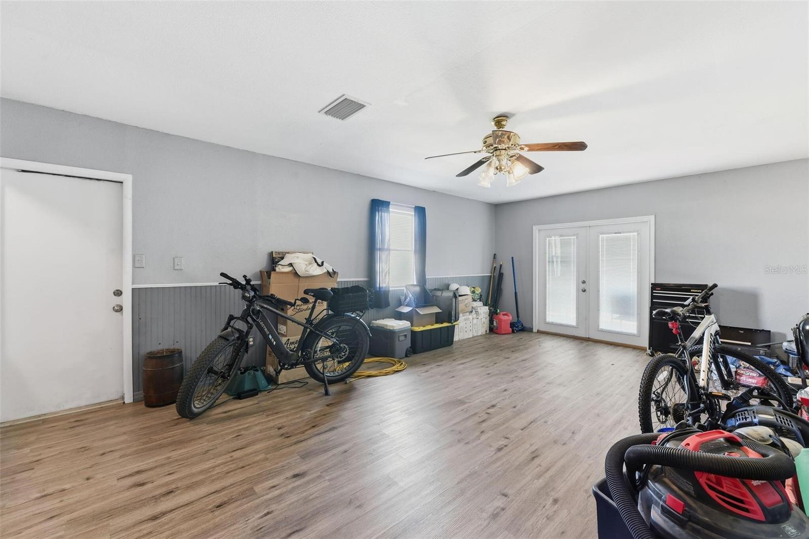 SOUTH VENICE - Residential