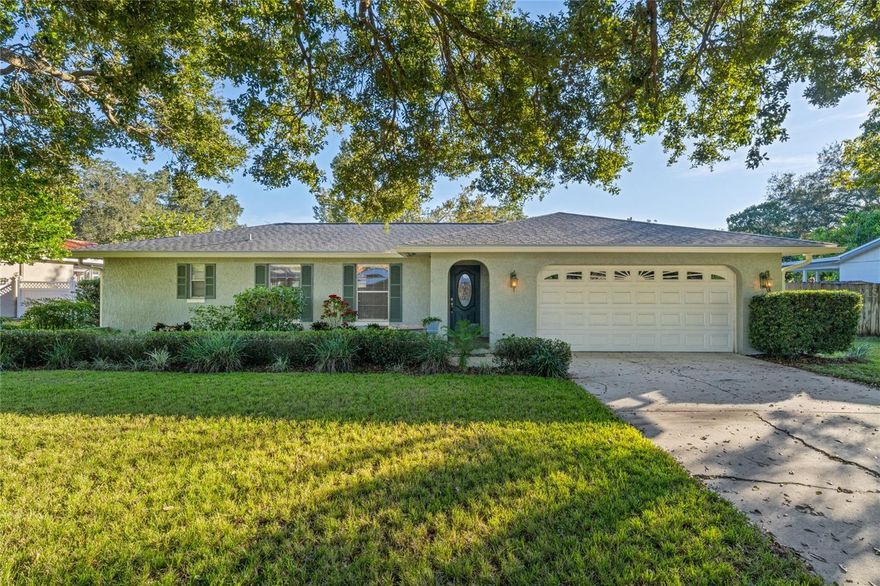 Welcome Home!
Come see this well maintained home on a lovely tree-lined street in Dover Estates.
The first thing you will notice about this home is it is surrounded by beautiful mature trees and a
landscaped front courtyard with tiled entrance.
Once you enter the front door, you will be impressed with the split floor plan & huge 20x29
screened porch.
The back yard is beautifully landscaped,fully fenced with an automatic sprinkler system and the
large shed with electricity features a work area for all your projects, and it's perfect for
additional storage.
The Roof, A/C units(inside & outside),thermostat, and water heater have all been replaced within
the last 5 years. The electrical panels were replaced as well.