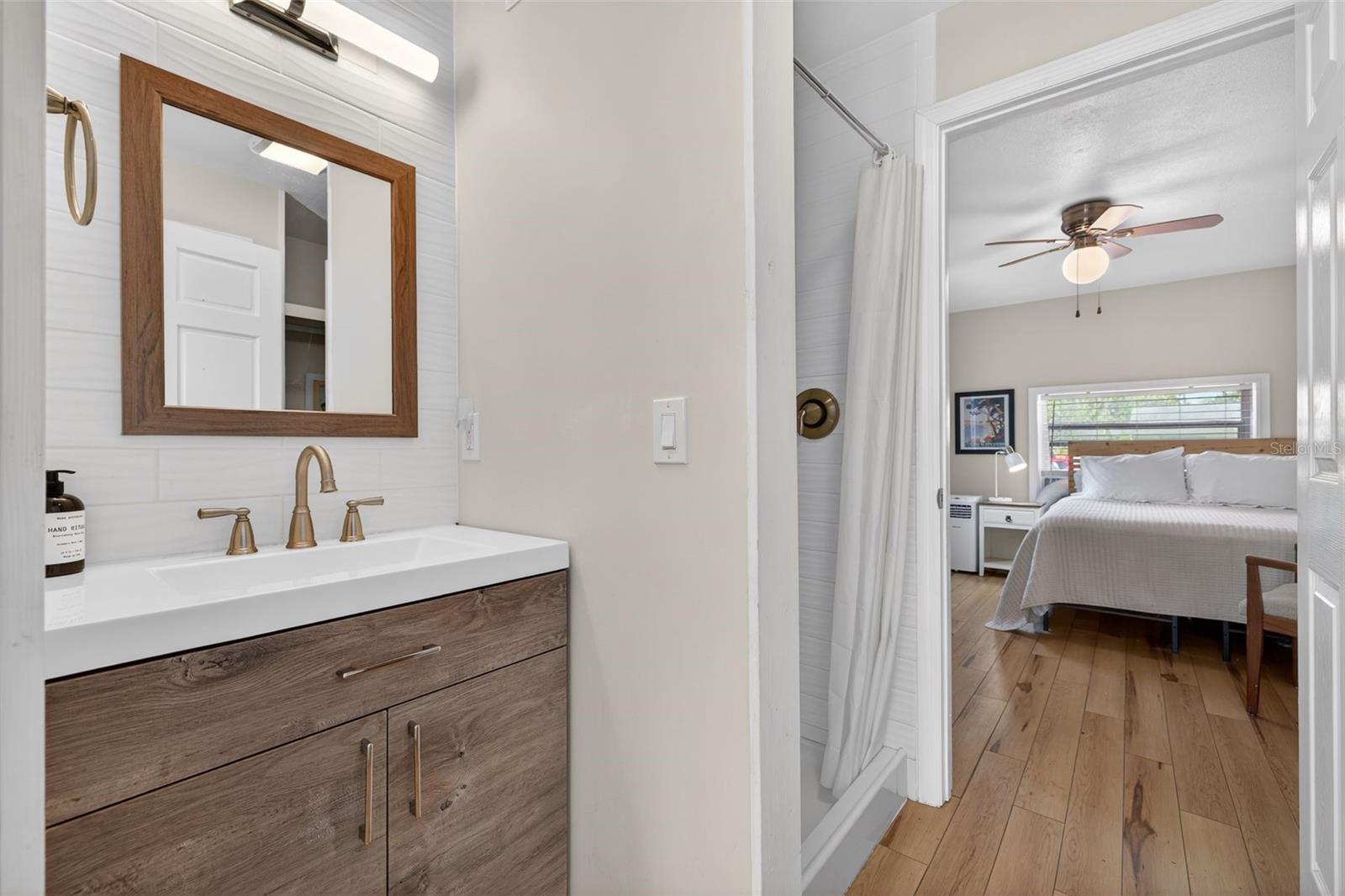 FLORAL VILLA ESTATES - Residential