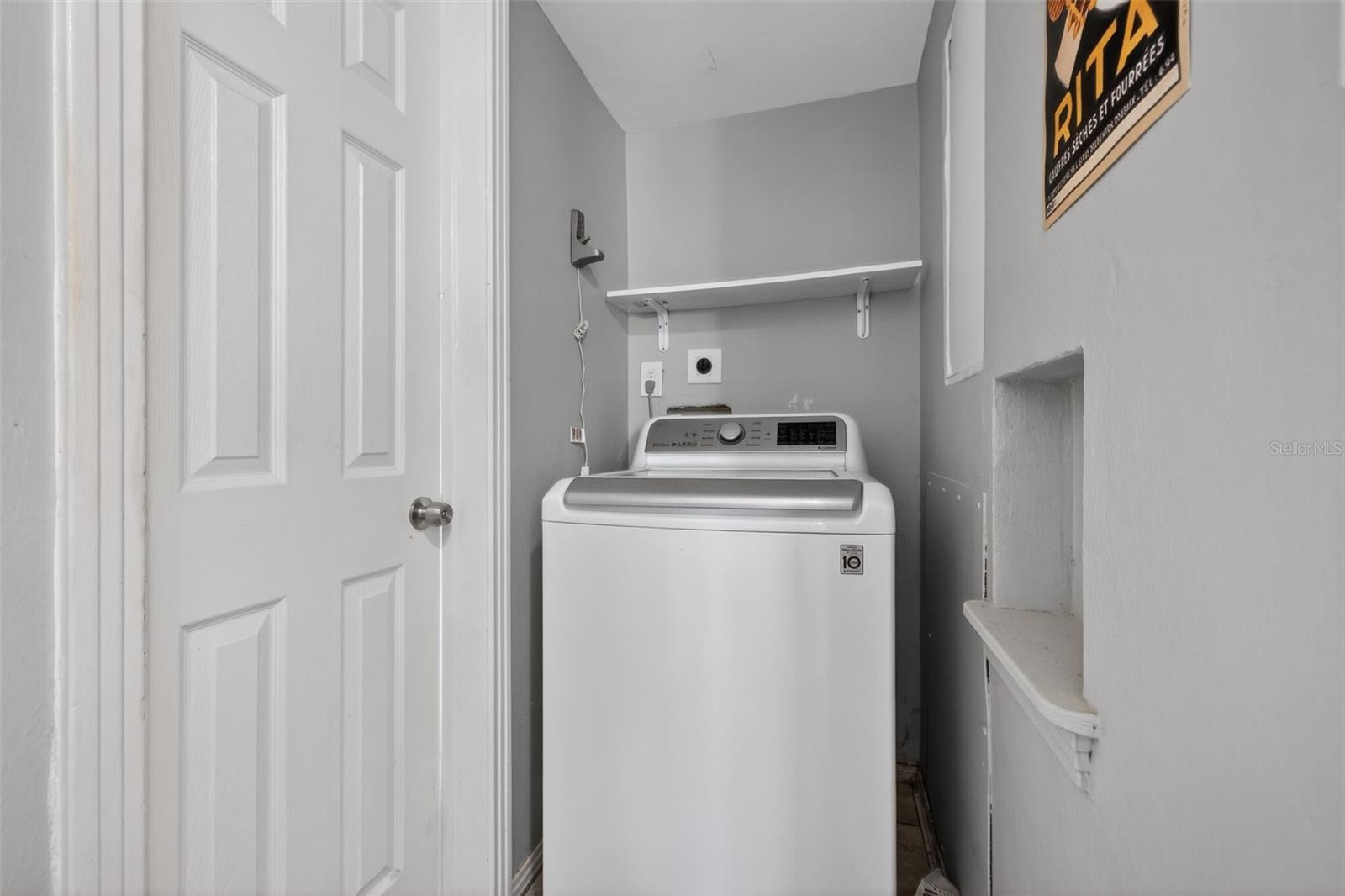 FLORAL VILLA ESTATES - Residential