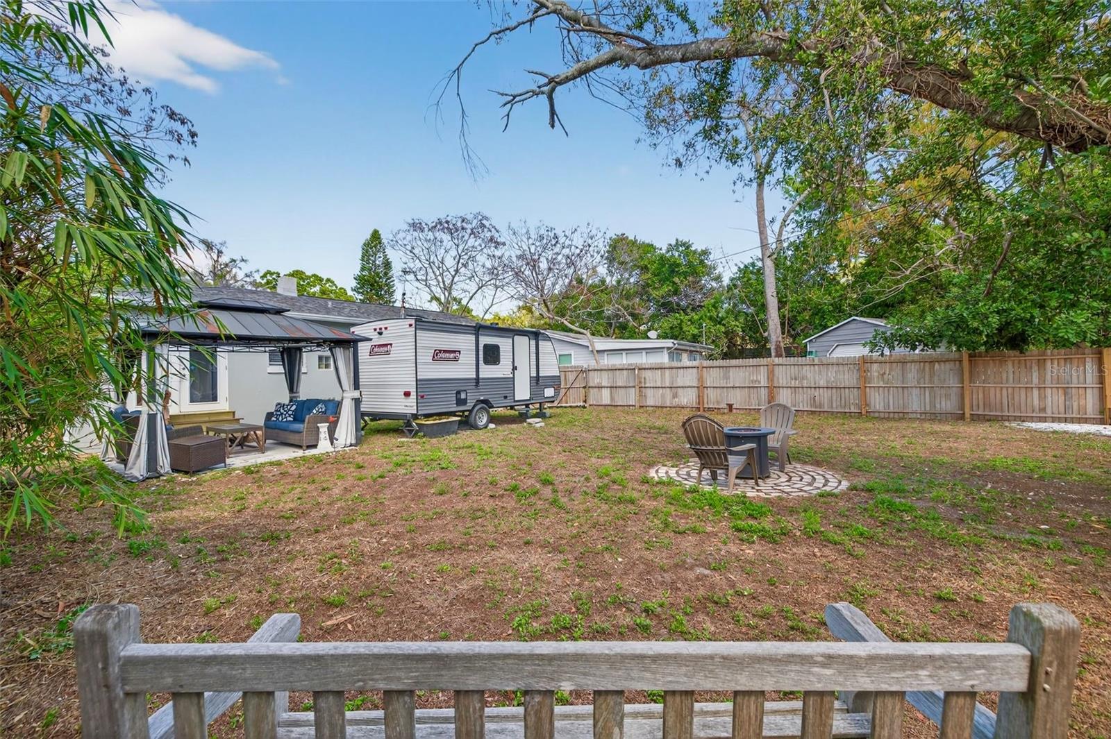 FLORAL VILLA ESTATES - Residential