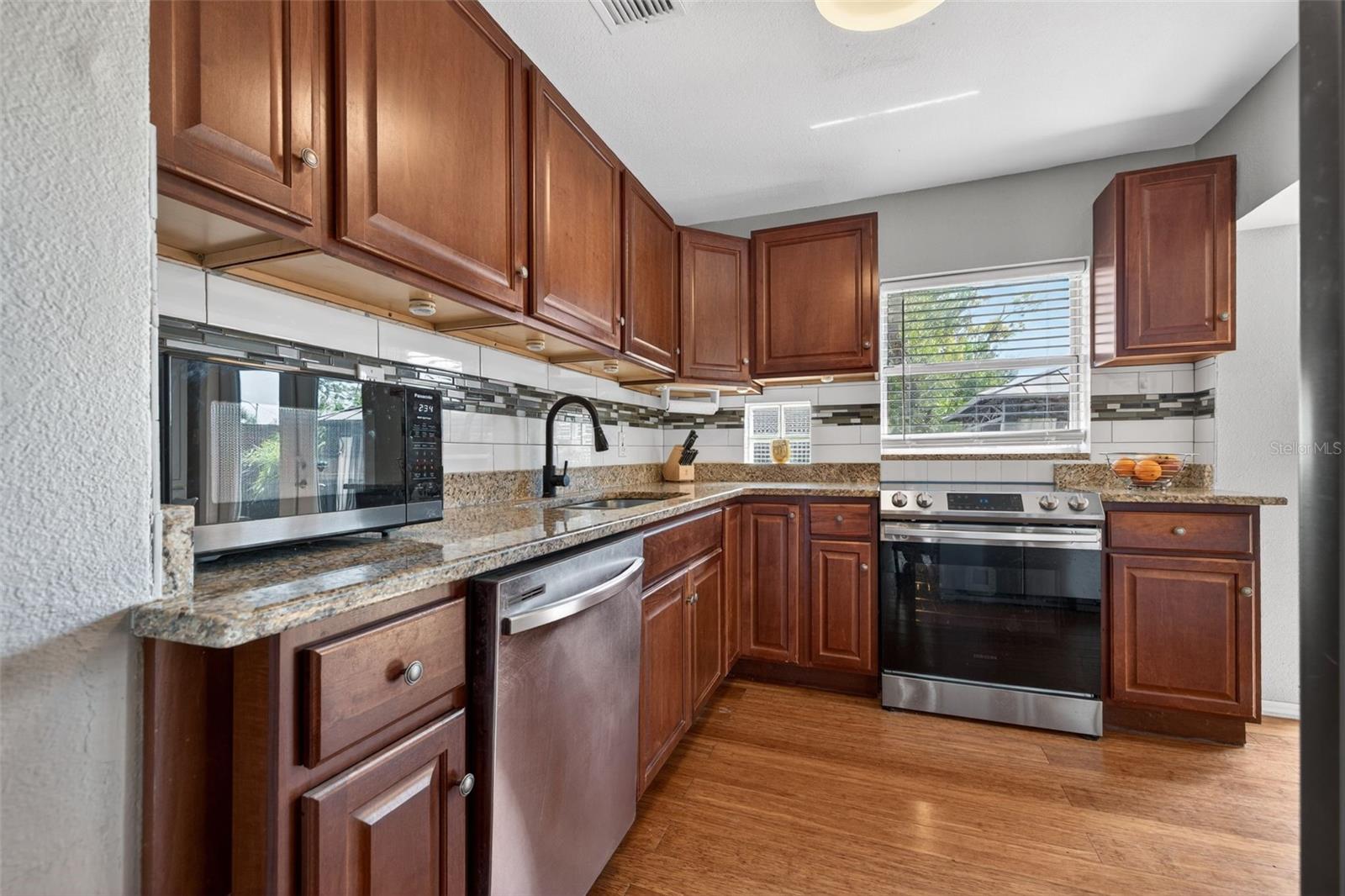 FLORAL VILLA ESTATES - Residential