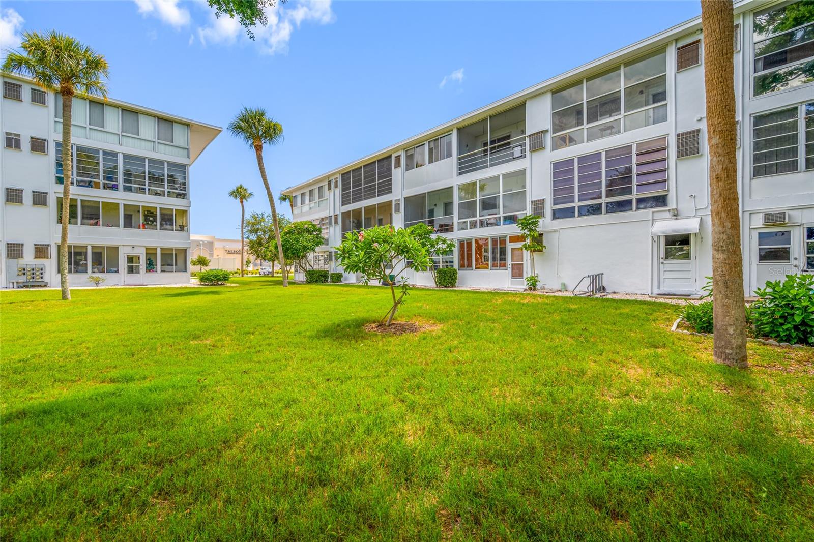 8075 112 STREET 104