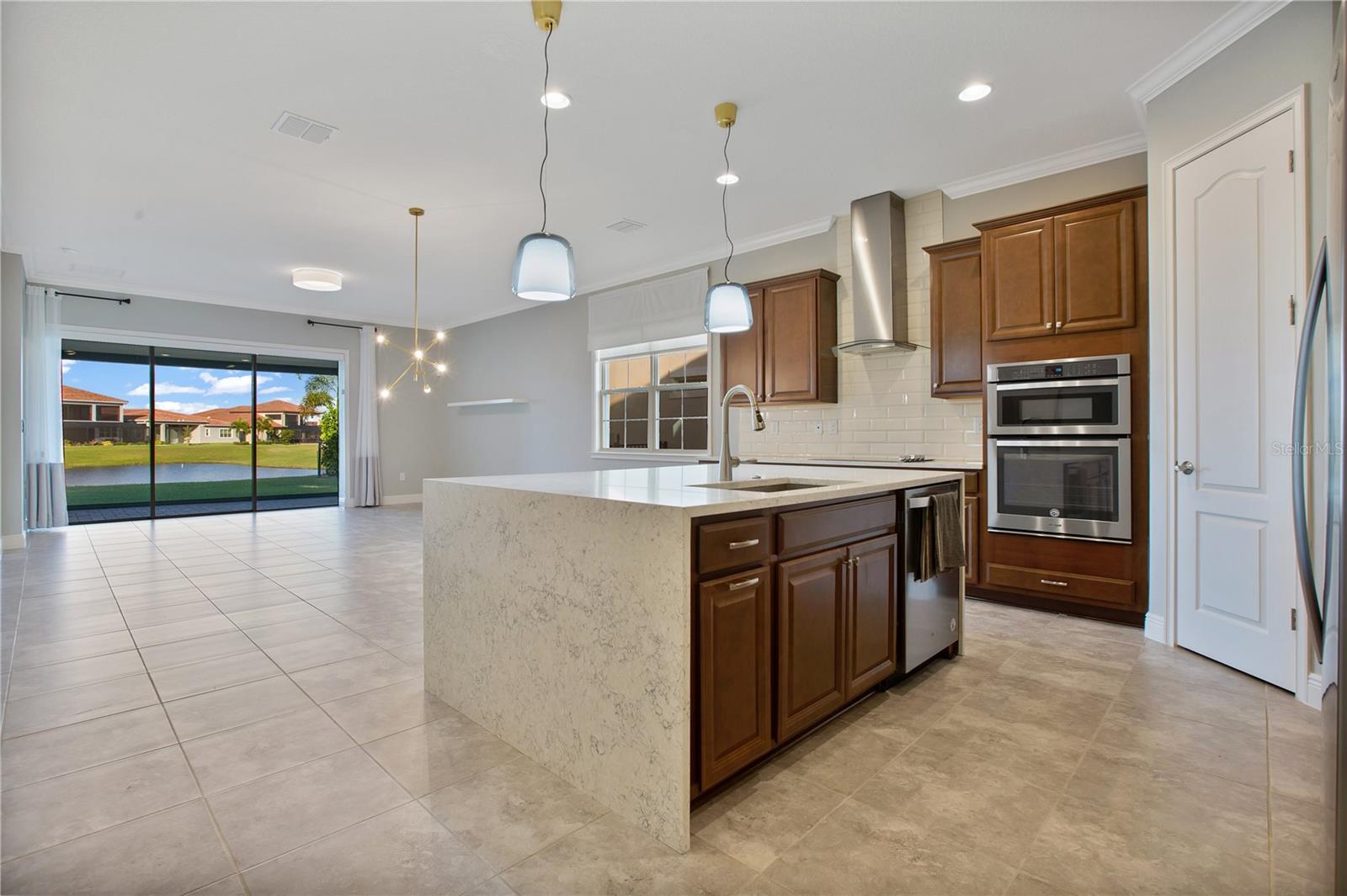 EAGLE CRK VILLAGE K PH 1A - Residential Lease