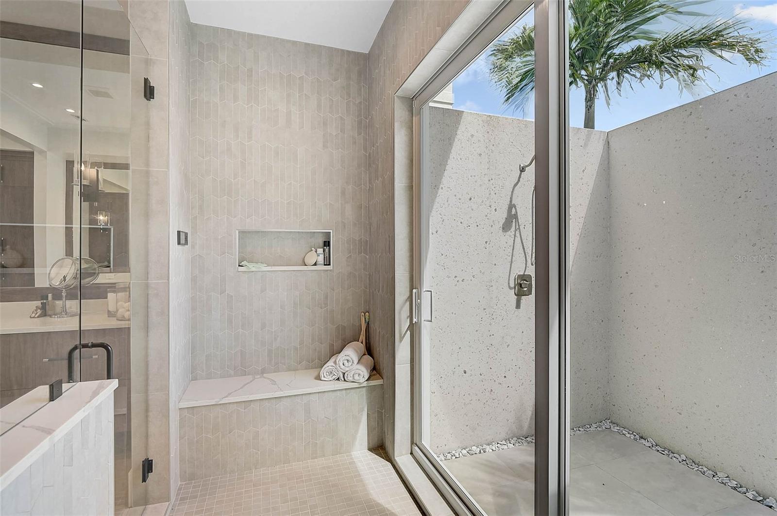 SARA SANDS - Residential