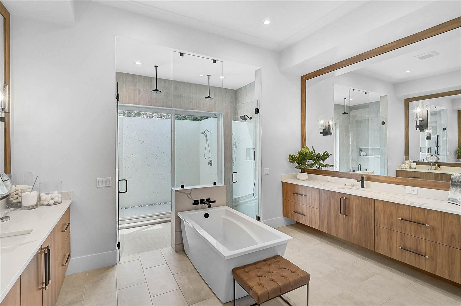 SARA SANDS - Residential