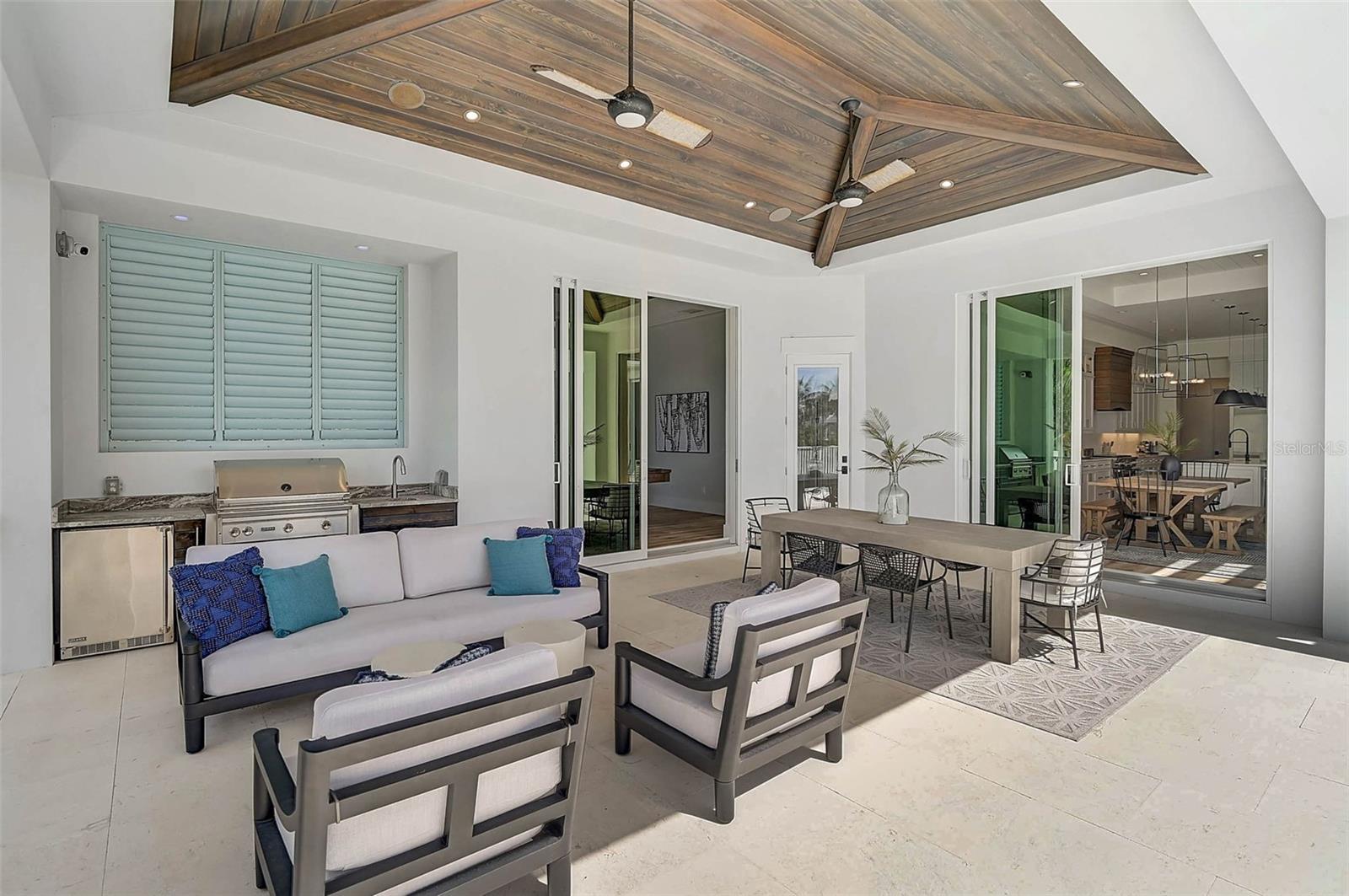 SARA SANDS - Residential