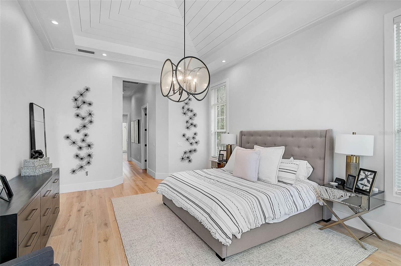 SARA SANDS - Residential