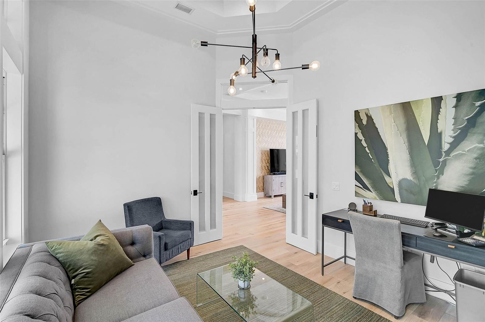 SARA SANDS - Residential