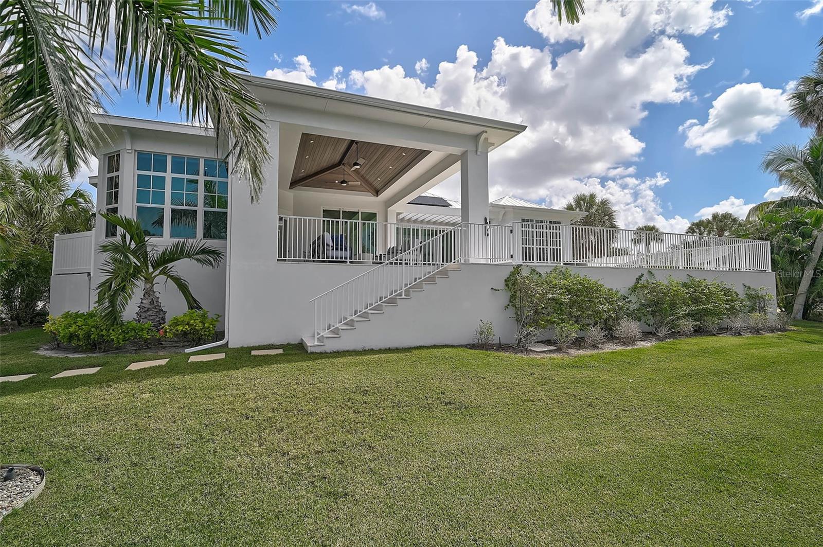 SARA SANDS - Residential