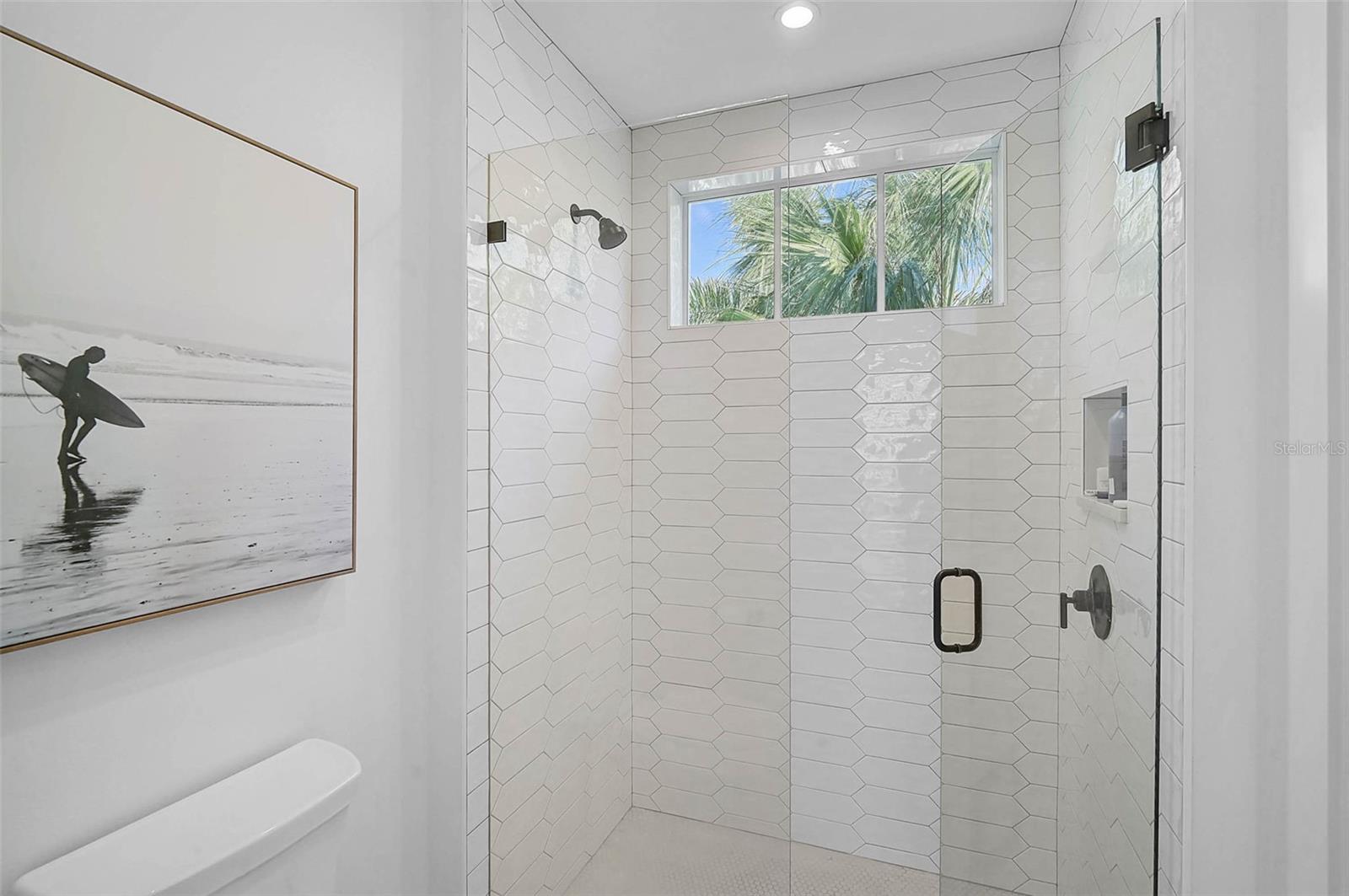 SARA SANDS - Residential