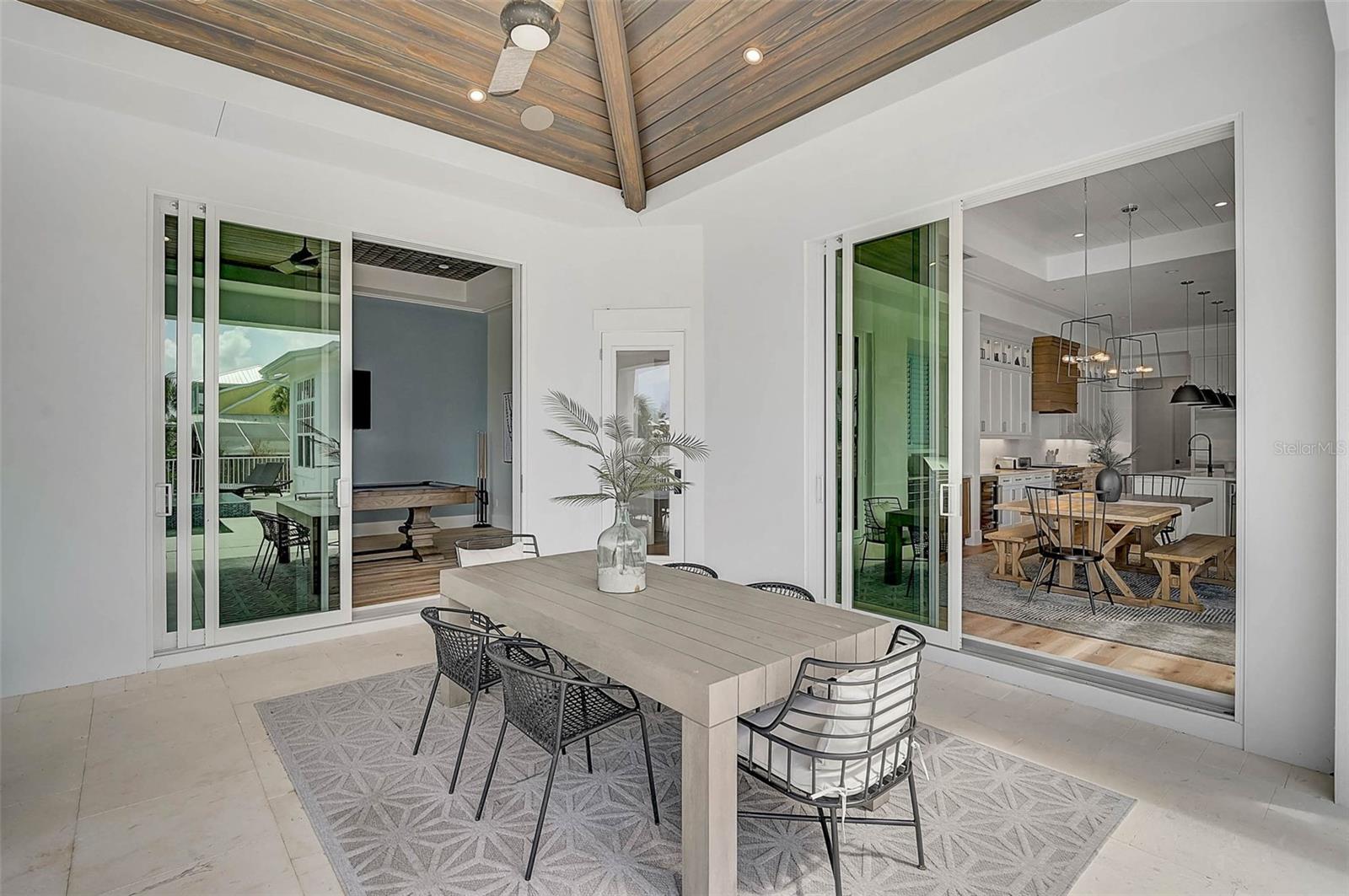 SARA SANDS - Residential