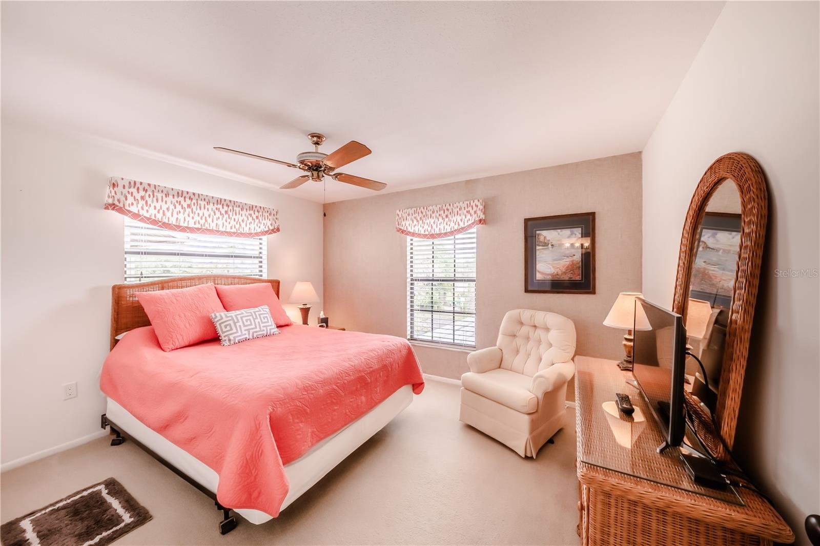 MISSION LAKES - Residential