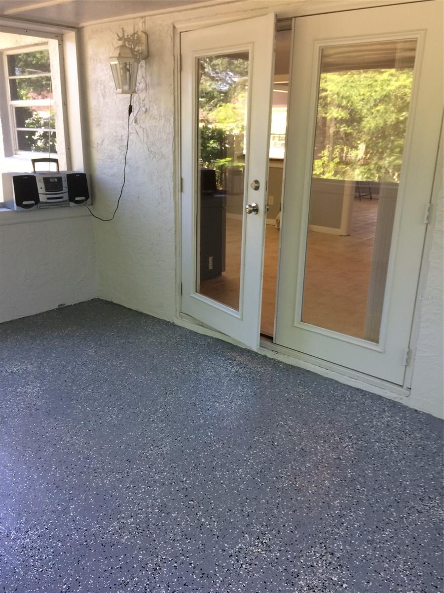 Florida Shores 02 - Residential