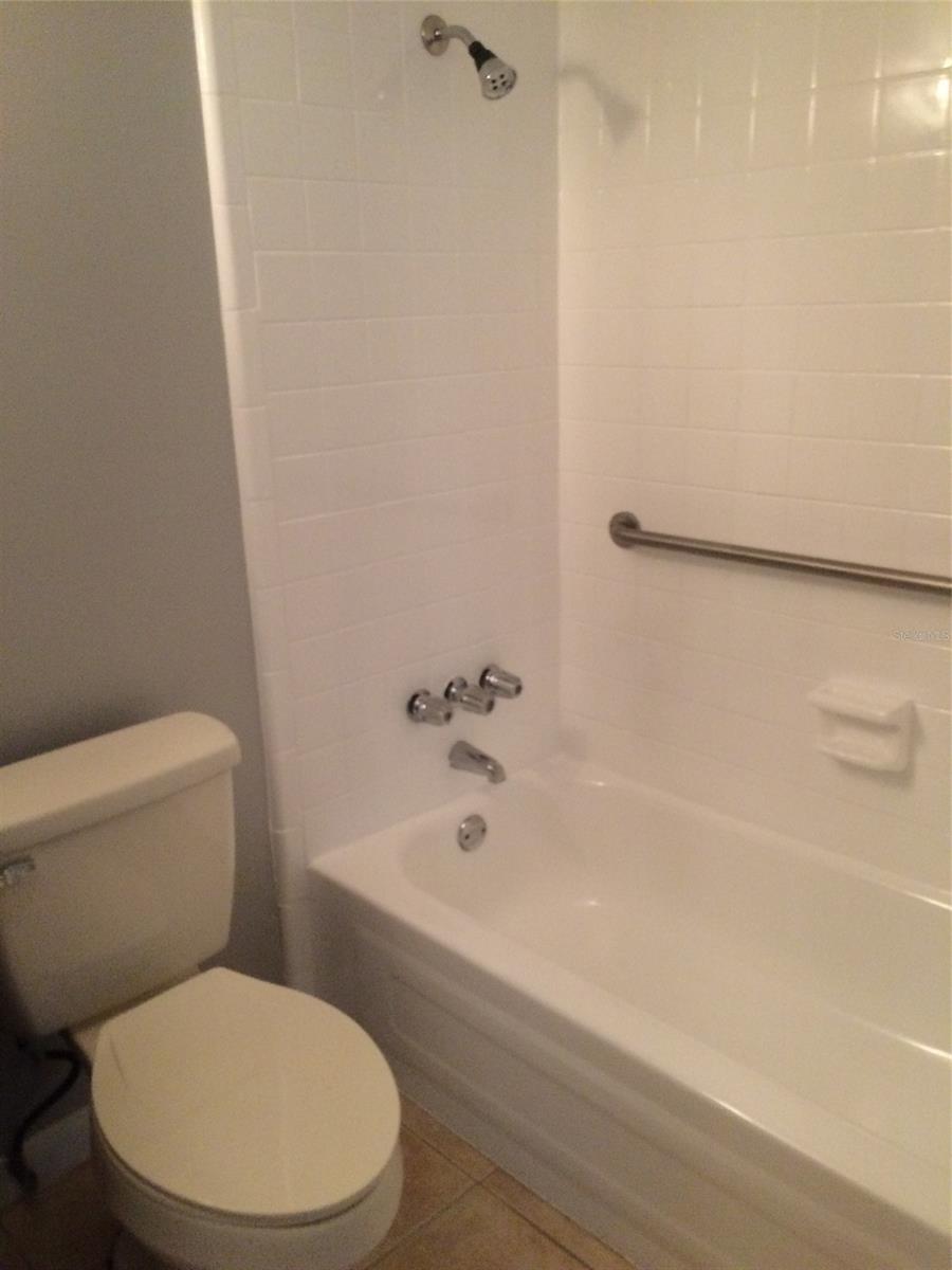 Florida Shores 02 - Residential