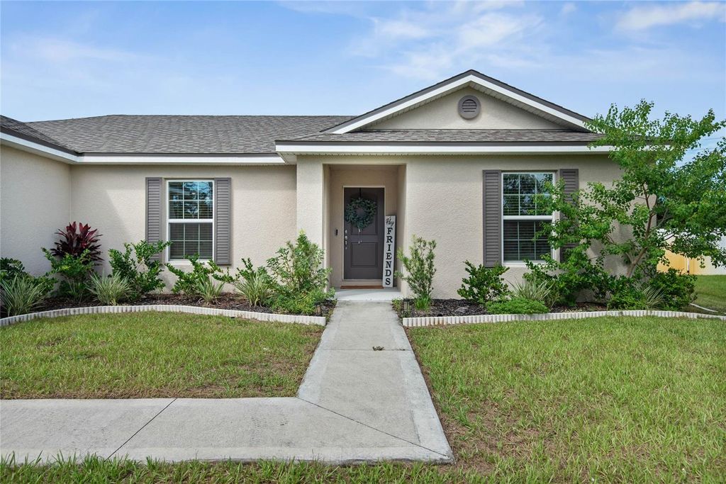 Photo of 5 Freeland Lane, Palm Coast, FL 32137 (MLS # FC311823)