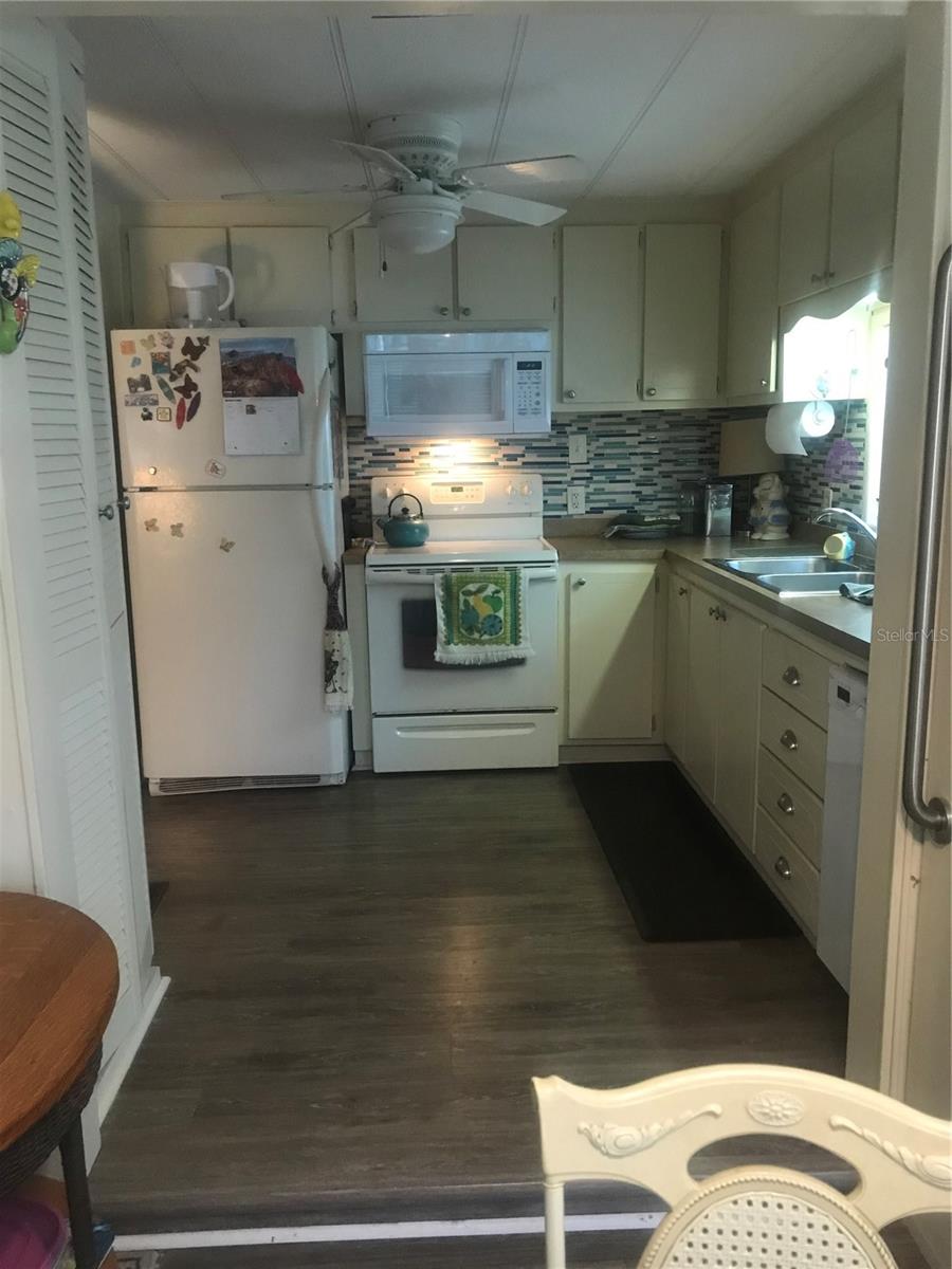 LAKE SEMINOLE RESORT NORTH M/H UNREC - Residential