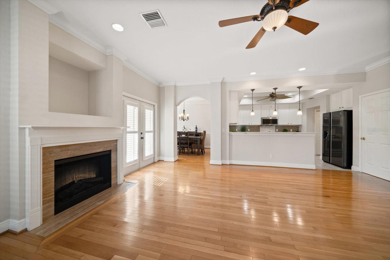 WEST BAY VILLAGE - Residential