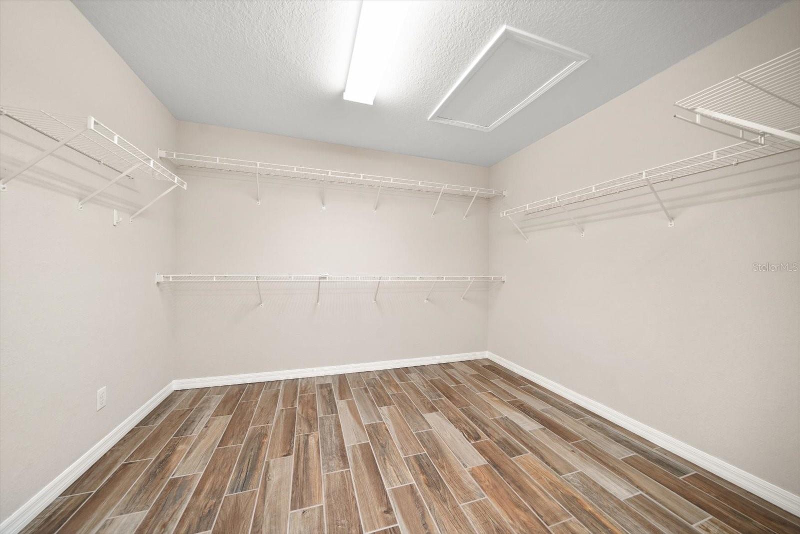 WEST BAY VILLAGE - Residential