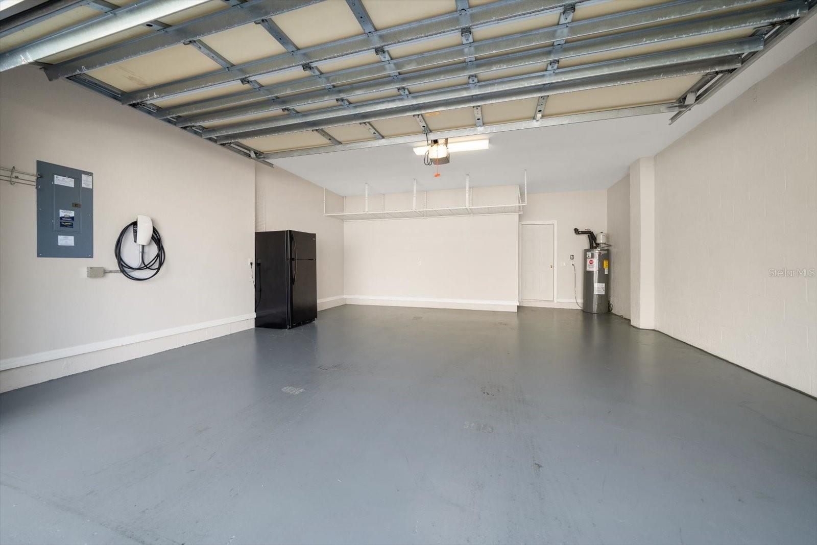 WEST BAY VILLAGE - Residential