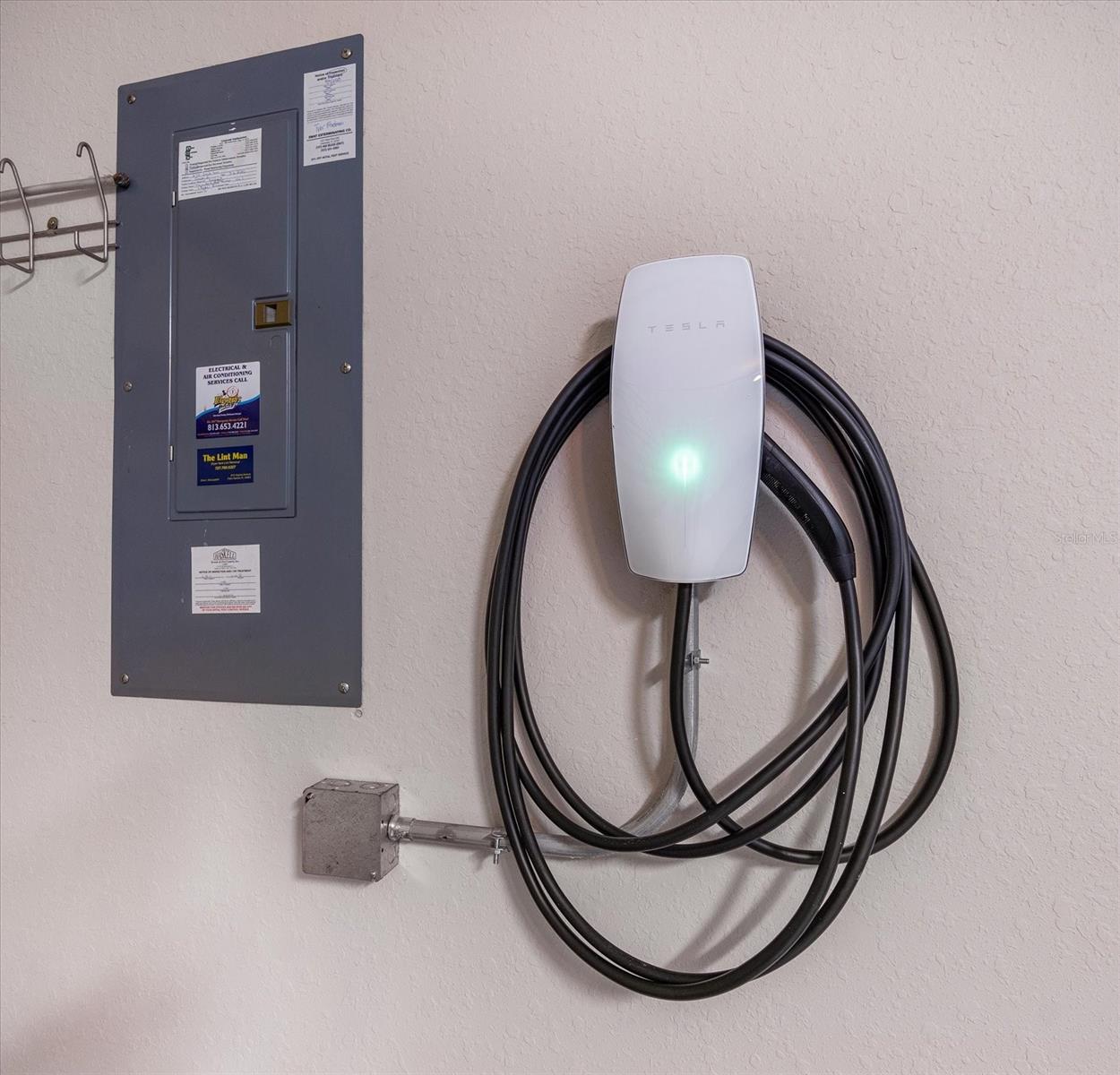 WEST BAY VILLAGE - Residential