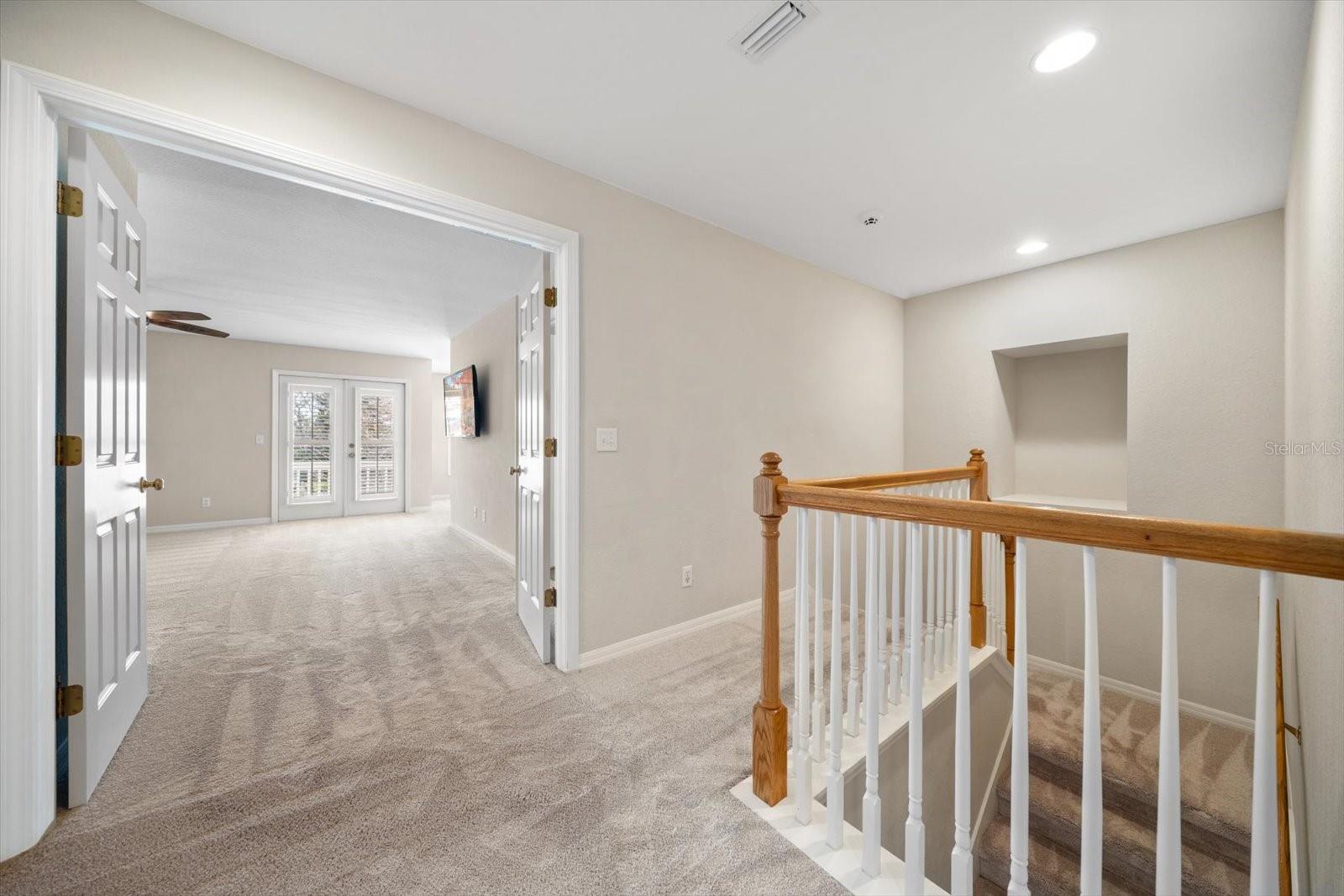 WEST BAY VILLAGE - Residential