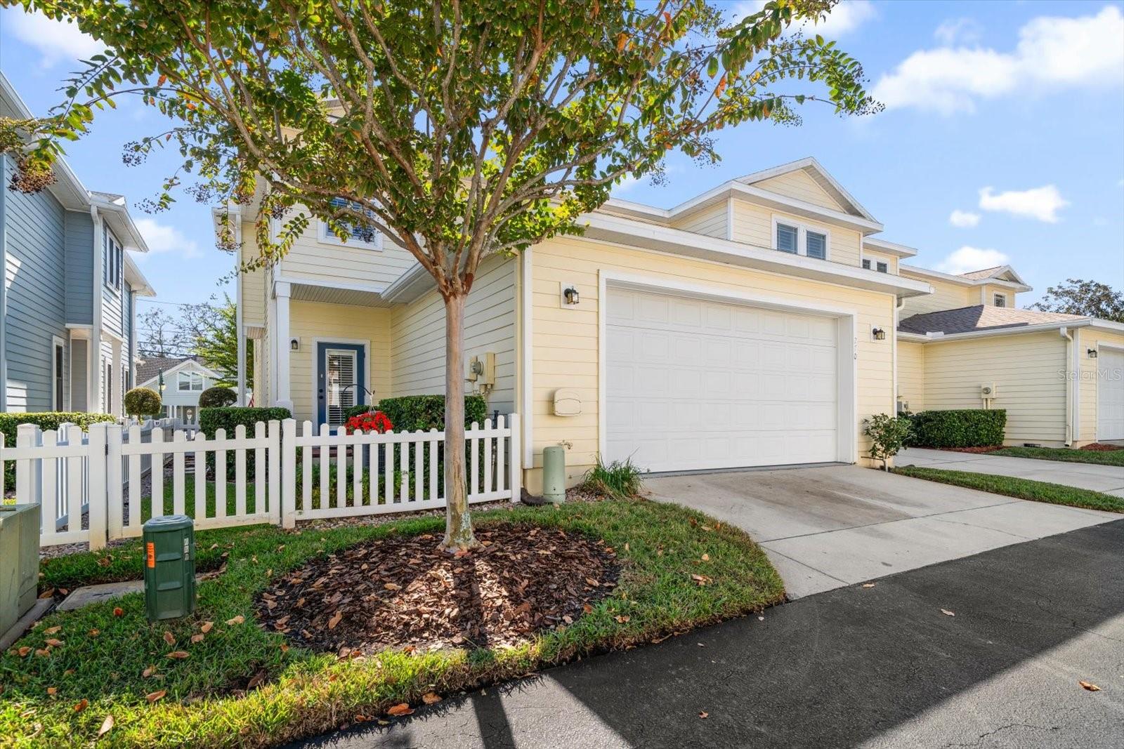 WEST BAY VILLAGE - Residential