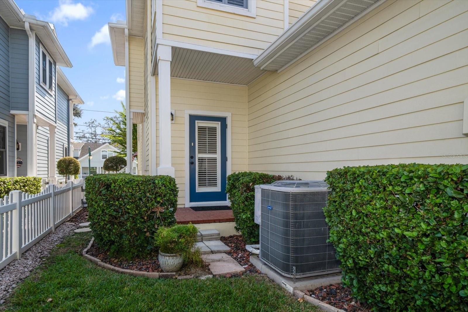 WEST BAY VILLAGE - Residential