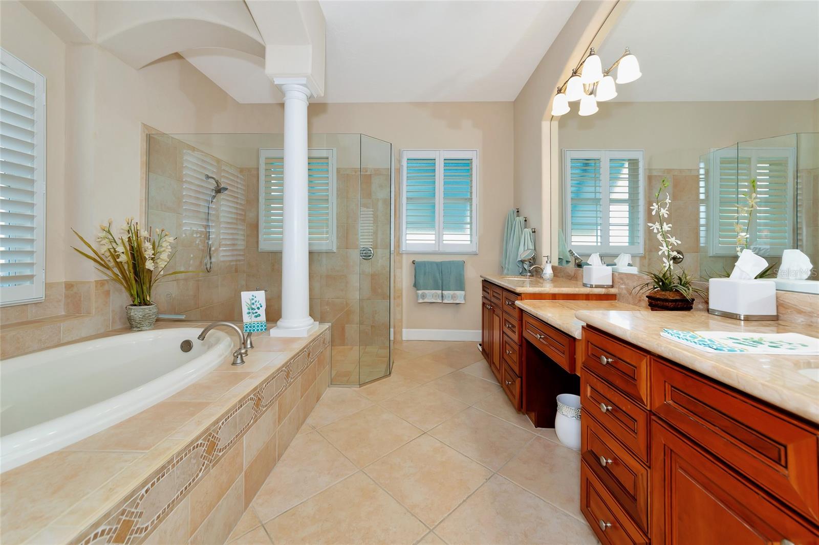 WATERLEFE GOLF & RIVER CLUB UN11 - Residential