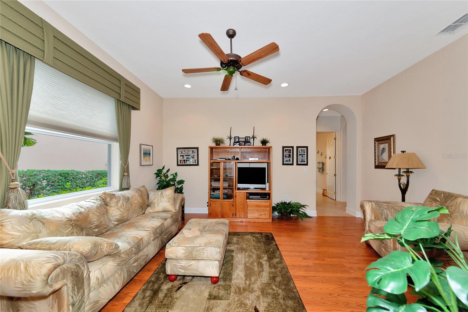 WATERLEFE GOLF & RIVER CLUB UN11 - Residential