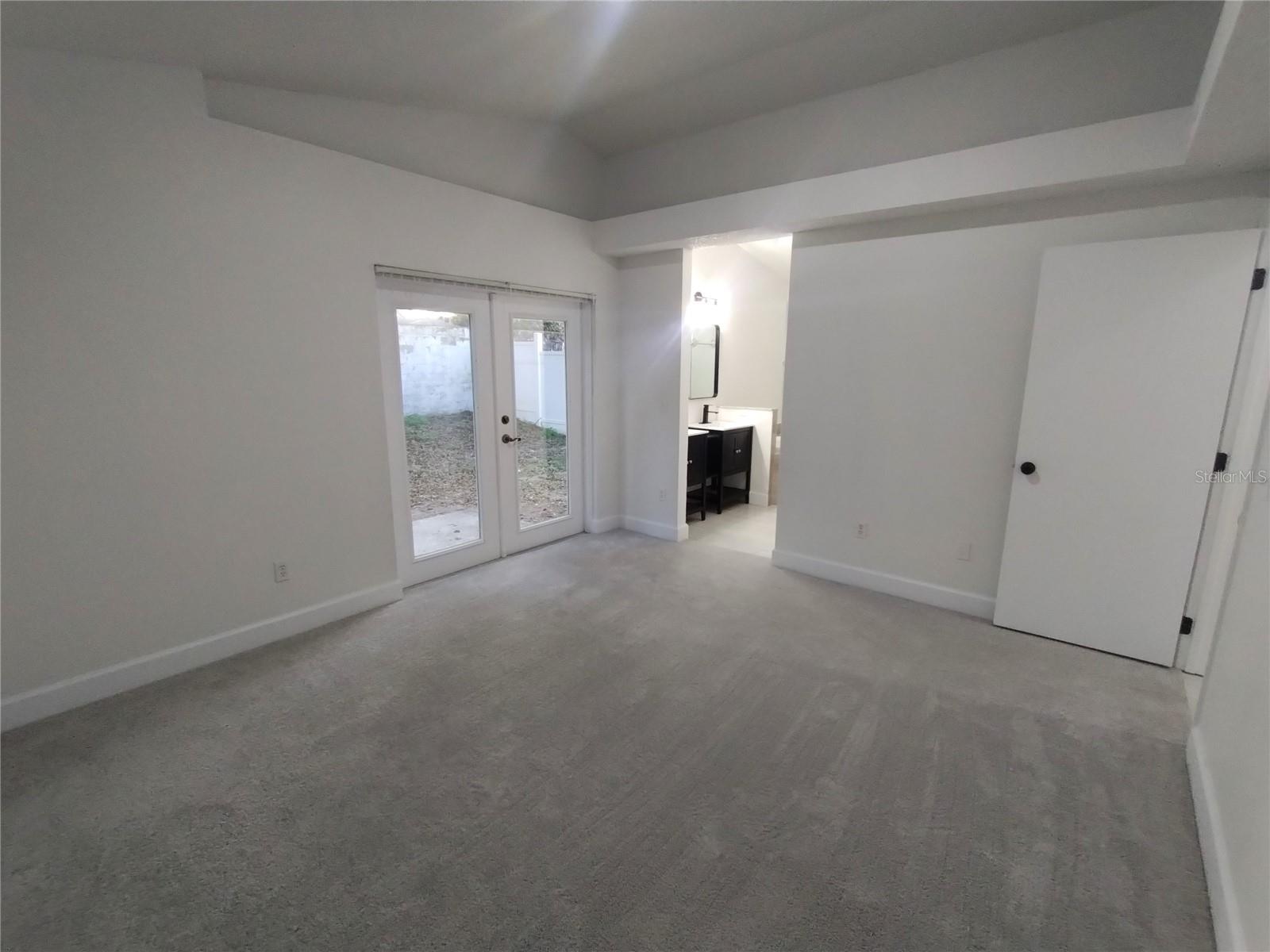 CHELSEA PARC - Residential