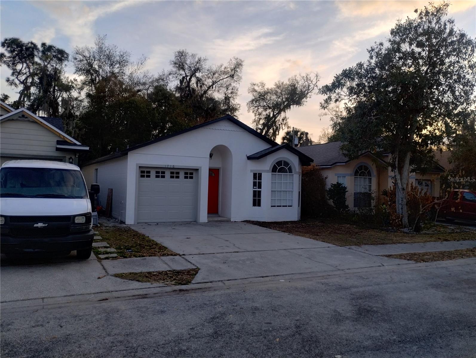 CHELSEA PARC - Residential