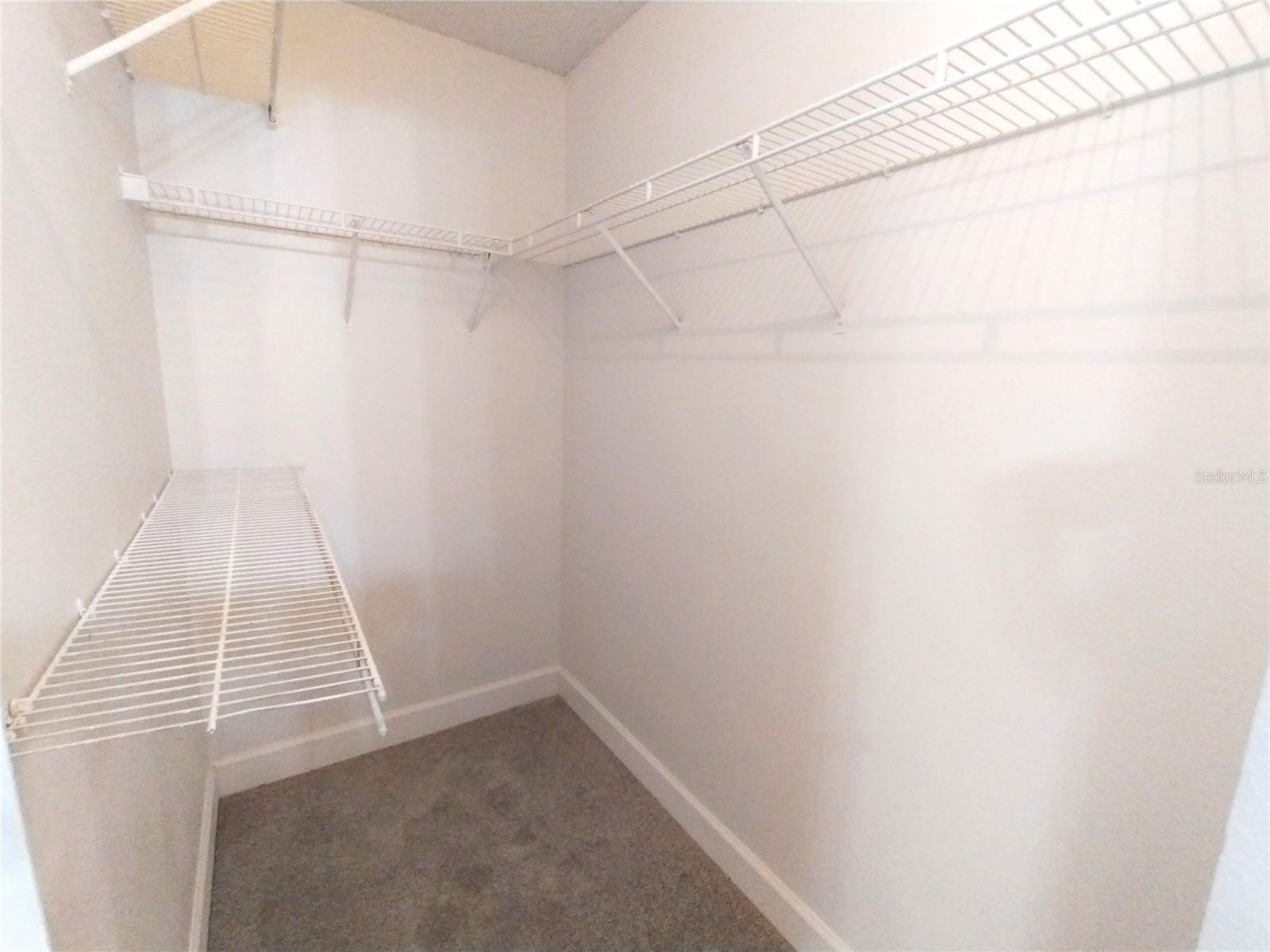 CHELSEA PARC - Residential