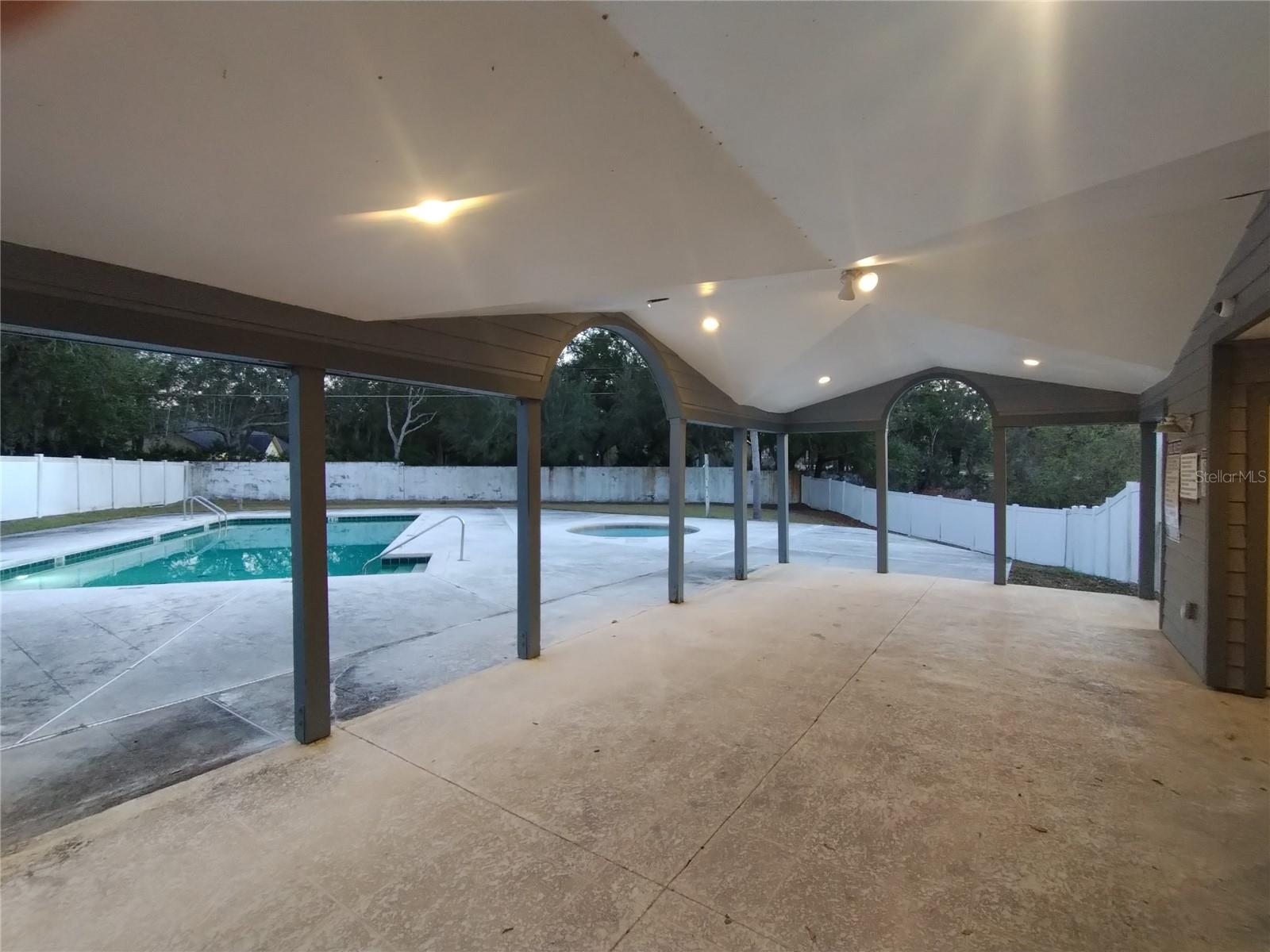 CHELSEA PARC - Residential